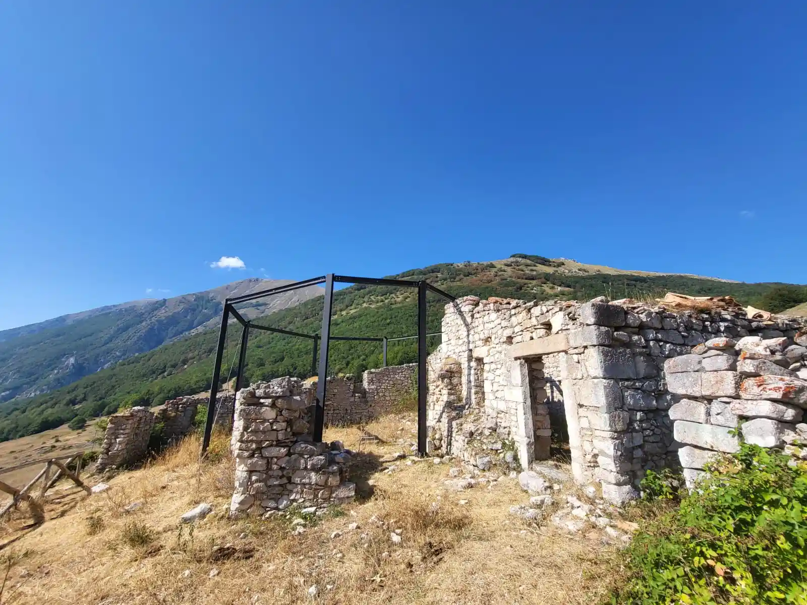 san nicola di coccia escursione guidat al guado di coccia maiella escursioni