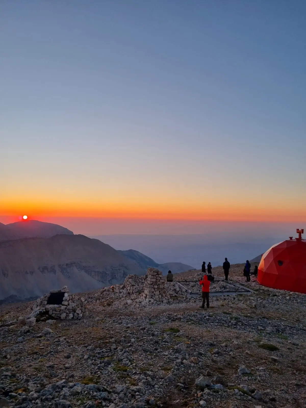 Alba e Notturna sul Monte Amaro con Maiella Escursioni