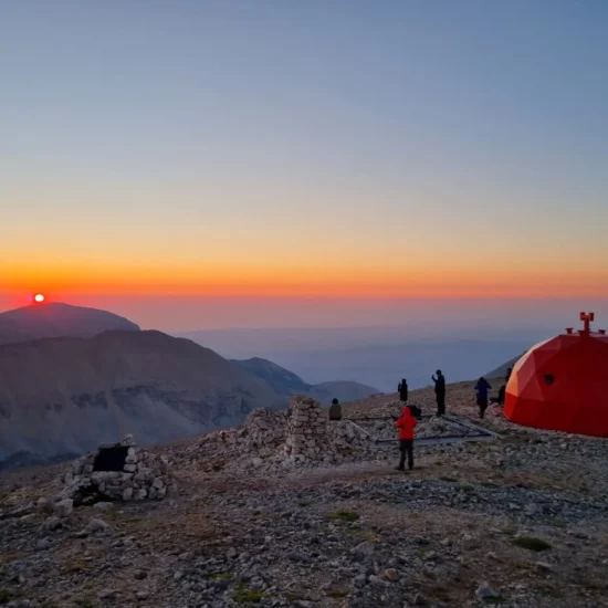 Alba e Notturna sul Monte Amaro con Maiella Escursioni