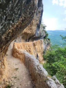 Loggetta di Taranta Peligna - "La Tagliata" - Escursione guidata